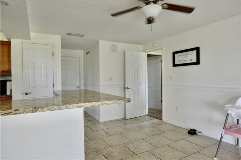 Villa ou maison à vendre à Port Charlotte, Floride: 3 chambres, 141.58 m2 № 1087763 - photo 16