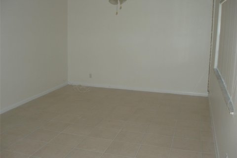 Touwnhouse à vendre à Davie, Floride: 3 chambres, 153.29 m2 № 1129035 - photo 11