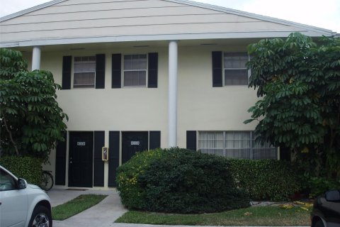 Townhouse in Davie, Florida 3 bedrooms, 153.29 sq.m. № 1129035 - photo 15