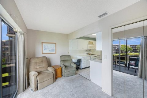 Condominio en venta en Saint Petersburg, Florida, 2 dormitorios, 105.44 m2 № 1372144 - foto 9