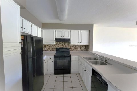 Condominio en venta en Orlando, Florida, 2 dormitorios, 94.76 m2 № 985566 - foto 3