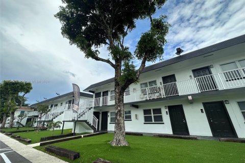 Apartamento en alquiler en Oakland Park, Florida, 2 dormitorios № 1348853 - foto 23