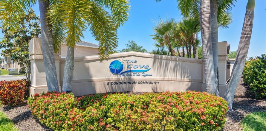 Condo in Fort Myers, Florida, 2 bedrooms  № 1126505