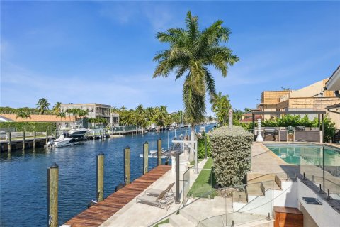 Casa en venta en Coral Gables, Florida, 5 dormitorios, 351.91 m2 № 1328364 - foto 21