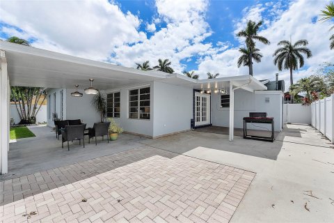 House in Hollywood, Florida 3 bedrooms, 201.6 sq.m. № 1128075 - photo 7