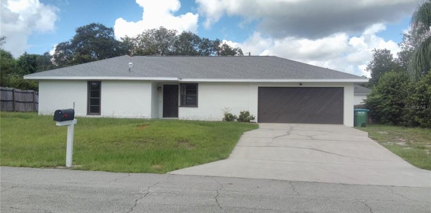 Casa en Deltona, Florida 2 dormitorios, 107.12 m2 № 1346051