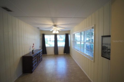 House in Tampa, Florida 4 bedrooms, 128.95 sq.m. № 1373718 - photo 8