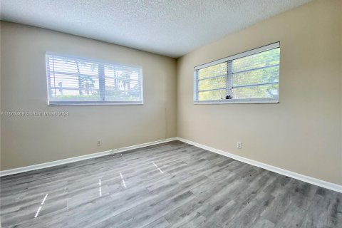 Condominio en venta en Dania Beach, Florida, 1 dormitorio, 40.88 m2 № 925170 - foto 7