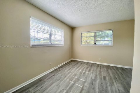 Condominio en venta en Dania Beach, Florida, 1 dormitorio, 40.88 m2 № 925170 - foto 9