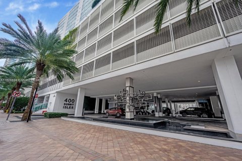 Copropriété à vendre à Sunny Isles Beach, Floride: 3 chambres, 156.73 m2 № 1282368 - photo 9