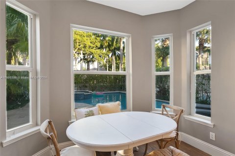 Casa en venta en Aventura, Florida, 5 dormitorios, 313.17 m2 № 1181412 - foto 28