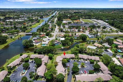 Villa ou maison à vendre à Royal Palm Beach, Floride: 3 chambres, 120.59 m2 № 1168750 - photo 8