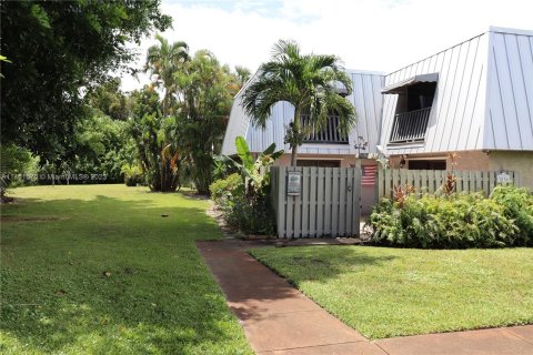 Condo in Stuart, Florida, 2 bedrooms  № 880841 - photo 23