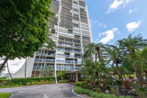 Condominio en venta en West Palm Beach, Florida, 3 dormitorios, 130.43 m2 № 880751 - foto 1