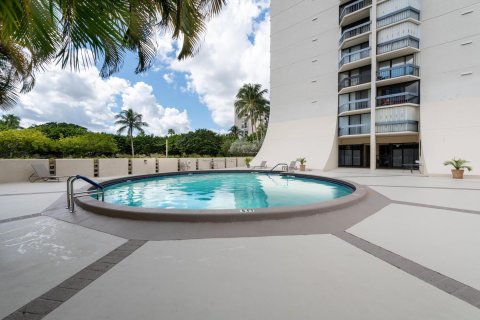 Condominio en venta en West Palm Beach, Florida, 3 dormitorios, 130.43 m2 № 880751 - foto 3