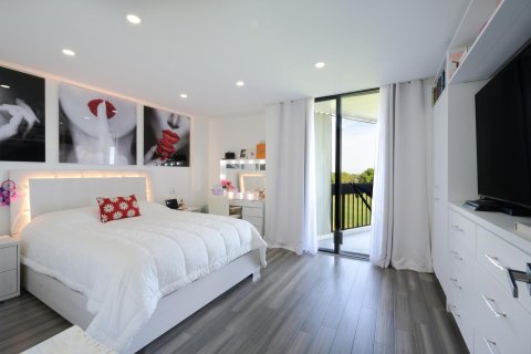 Condominio en venta en West Palm Beach, Florida, 3 dormitorios, 130.43 m2 № 880751 - foto 15