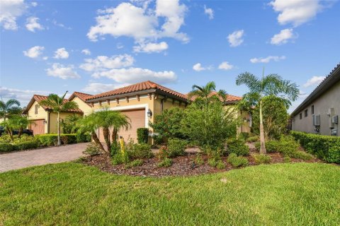 Casa en venta en Tampa, Florida, 2 dormitorios, 157.93 m2 № 1343323 - foto 4