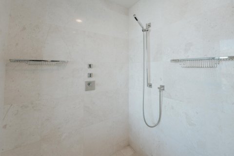 Condo in Sunny Isles Beach, Florida, 3 bedrooms  № 1120181 - photo 4