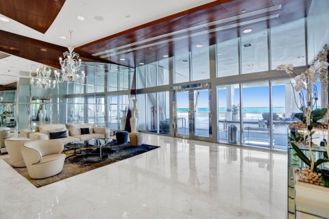 Copropriété à vendre à Sunny Isles Beach, Floride: 3 chambres, 181.72 m2 № 1120181 - photo 1