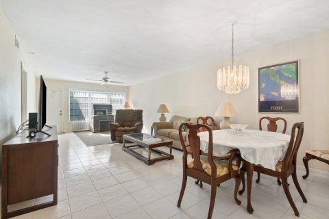 Touwnhouse à vendre à Boca Raton, Floride: 2 chambres, 113.99 m2 № 925275 - photo 20