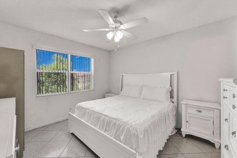 Condo in Sunrise, Florida, 2 bedrooms  № 972730 - photo 29