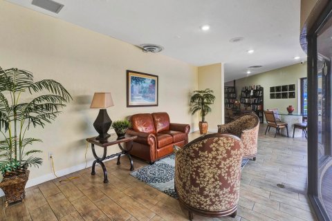 Condominio en venta en Sunrise, Florida, 2 dormitorios, 78.97 m2 № 972730 - foto 15