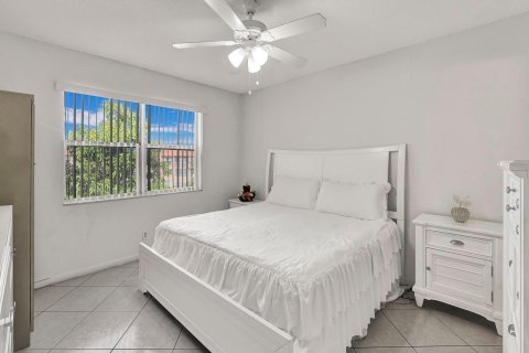 Condo in Sunrise, Florida, 2 bedrooms  № 972730 - photo 27