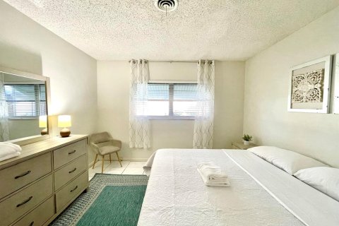 Immobilier commercial à louer à Deerfield Beach, Floride: 1 chambre, 65.03 m2 № 862705 - photo 5