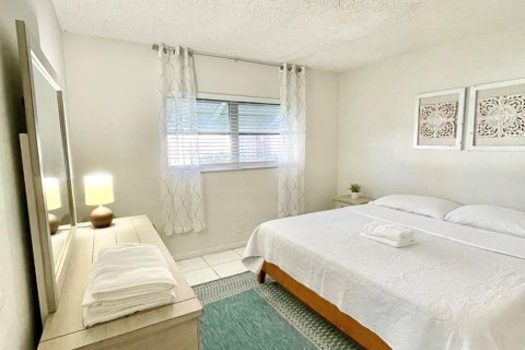 Immobilier commercial à louer à Deerfield Beach, Floride: 1 chambre, 65.03 m2 № 862705 - photo 13