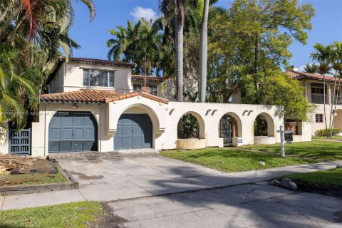 Villa ou maison à vendre à Miami Beach, Floride: 6 chambres, 268.39 m2 № 1385803 - photo 6