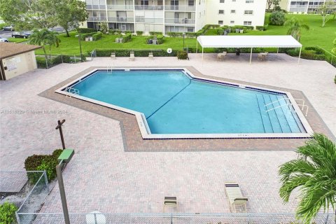 Condominio en venta en Pembroke Pines, Florida, 2 dormitorios, 102.19 m2 № 1238363 - foto 30