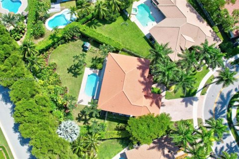 Casa en venta en Weston, Florida, 5 dormitorios, 369.66 m2 № 1292899 - foto 1