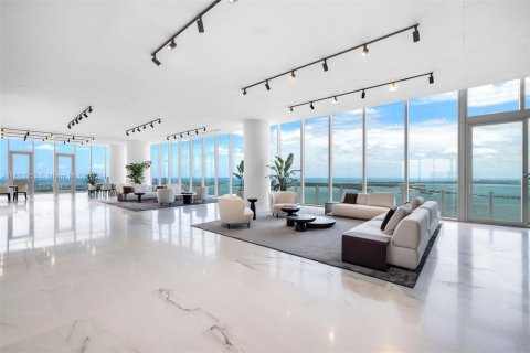 Condominio en venta en Miami, Florida № 1222247 - foto 2