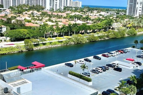 Condominio en venta en Aventura, Florida, 2 dormitorios, 106.09 m2 № 1333484 - foto 7