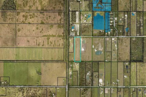 Купить земельный участок в Виро-Бич, Флорида № 44842 - фото 1