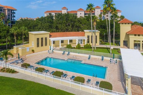 Condo in Saint Petersburg, Florida, 3 bedrooms  № 1382625 - photo 30