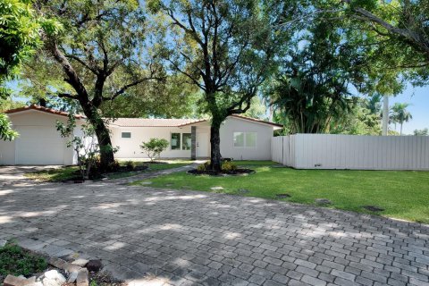 Villa ou maison à vendre à Wilton Manors, Floride: 3 chambres, 112.78 m2 № 787909 - photo 3