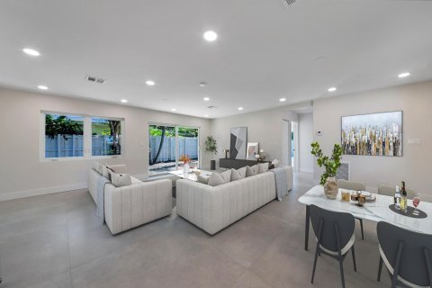 Villa ou maison à vendre à Wilton Manors, Floride: 3 chambres, 112.78 m2 № 787909 - photo 17
