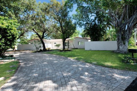 House in Wilton Manors, Florida 3 bedrooms, 112.78 sq.m. № 787909 - photo 4