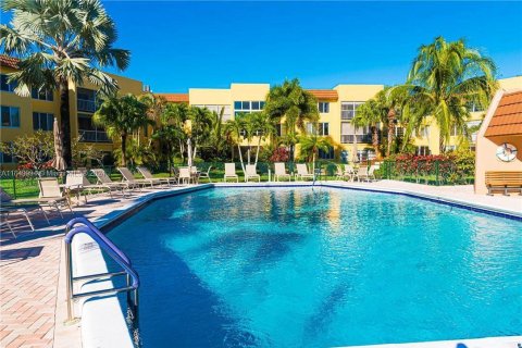 Condo in Margate, Florida, 1 bedroom  № 1332471 - photo 17