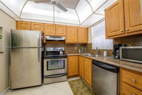 Condo in Margate, Florida, 1 bedroom  № 1332471 - photo 3