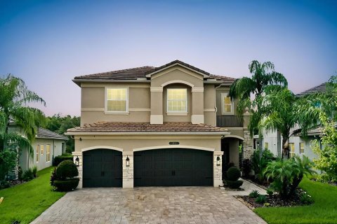 Casa en venta en Wesley Chapel, Florida, 6 dormitorios, 380.34 m2 № 1317503 - foto 1