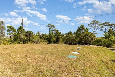 House in Palm Bay, Florida 4 bedrooms, 190.64 sq.m. № 1343367 - photo 26