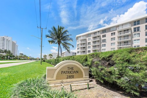 Condo in Boca Raton, Florida, 2 bedrooms  № 846352 - photo 7