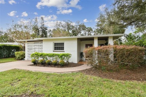 House in Tampa, Florida 3 bedrooms, 82.31 sq.m. № 1407471 - photo 23