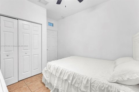 Townhouse in Miami, Florida 4 bedrooms, 214.79 sq.m. № 1394343 - photo 21