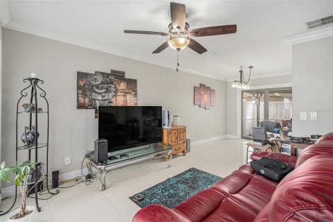 Touwnhouse à vendre à Tampa, Floride: 2 chambres, 98.1 m2 № 1354010 - photo 4