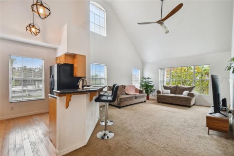 Condo in Tampa, Florida, 1 bedroom  № 1354049 - photo 3