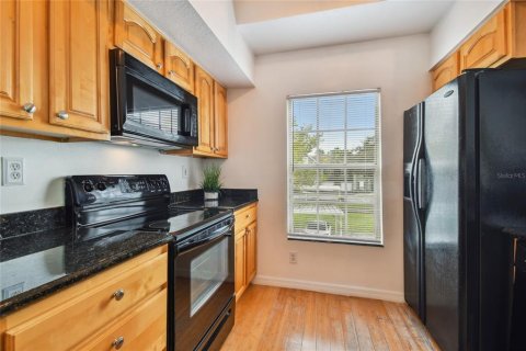 Condo in Tampa, Florida, 1 bedroom  № 1354049 - photo 5