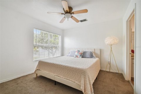 Condo in Tampa, Florida, 1 bedroom  № 1354049 - photo 7